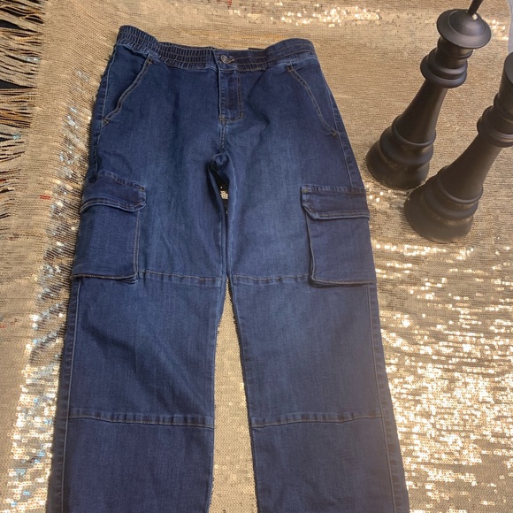 Fashion Nova good girl gone bad cargo jeans NWT 5 - Picture 2 of 7